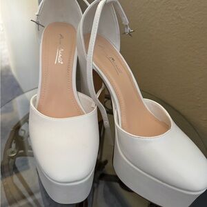 Anne Michelle White Platform Heels